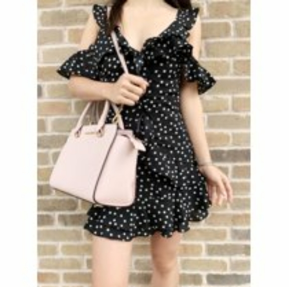 🆕💲SALE💲👜NWT MICHAEL KORS SELMA Satchel👜 Below cost! - Picture 3 of 3